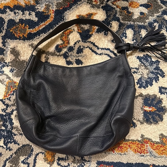 Micheal Kors Designer Shoulder Bag - Picture 3 of 6